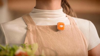 Er det en knap? En broche? Nej, det er en mikrofon 4 mikrofon